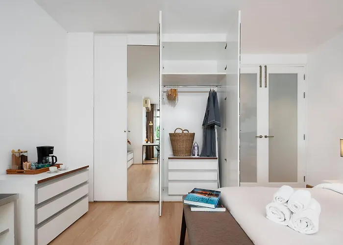 Wander Nana - Skyline View Apartment Near Terminal 21 Bangkok